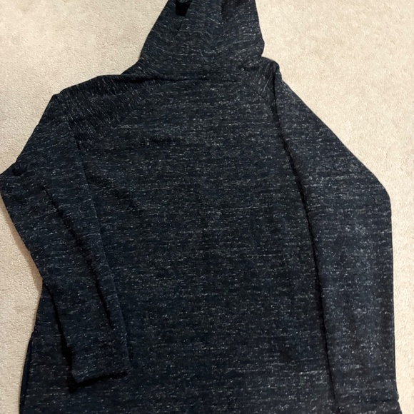 Women’s Fanatics Celtics hoodie size large - Picture 4 of 4